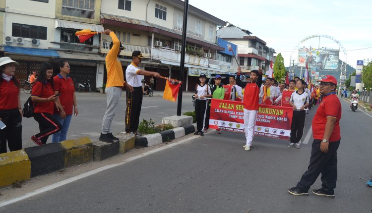 Jalan Sehat Kerukunan Memperteguh Kekeluargaan dan Keharmonisan.Foto 2