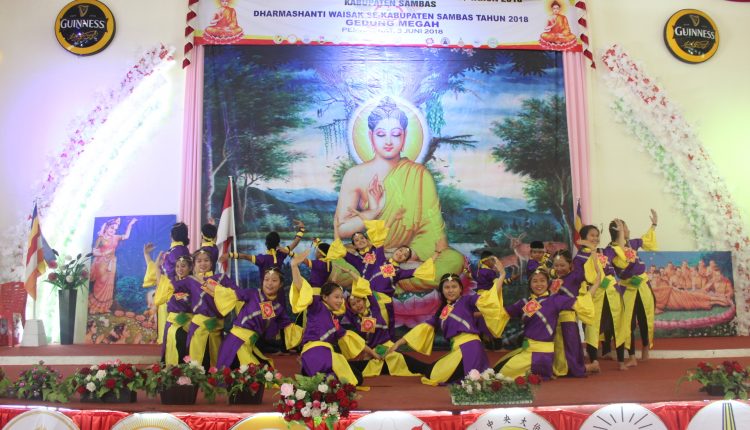 Dhammashanti Waisak Pemangkat Perkokoh Harmoni dalam Kebhinekaan untuk Bangsa.Foto 6