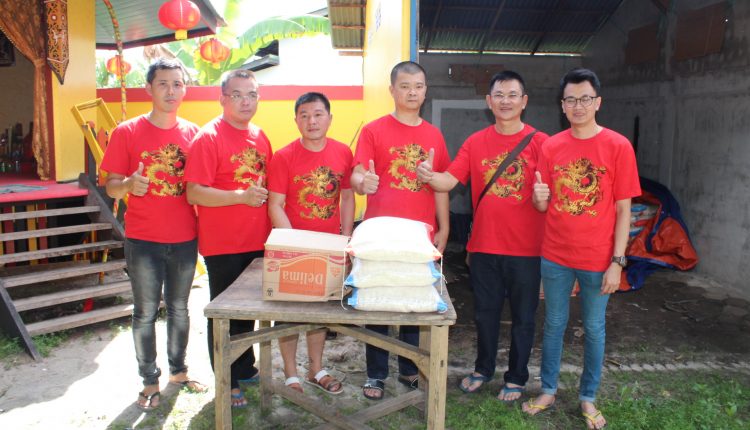 HUT Kim Liung Pak Kung Berbagi Kasih Kepada Warga Prasejahtera.Foto 6