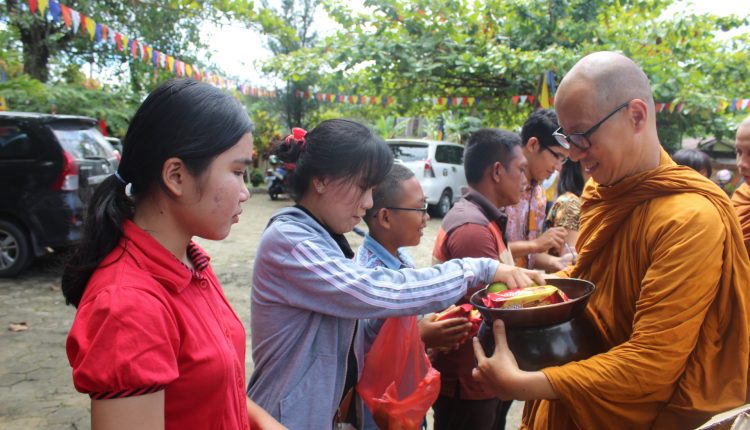 Perayaan Waisak 2562 BE Kota Singkawang Berlangsung Khidmat.Foto 4