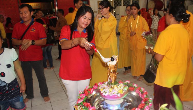 Perayaan Waisak 2562 BE Kota Singkawang Berlangsung Khidmat.Foto 7