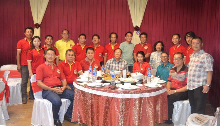 Teladani Patriotisme Qu Yuan Melalui Tradisi Mandi Wushi dan Makan Bacang.Foto 6