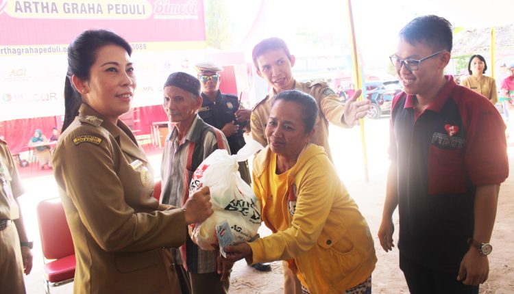 Walikota Singkawang Apresiasi Pasar Murah Arta Graha Peduli dan Perhakin Singkawang.Foto 3