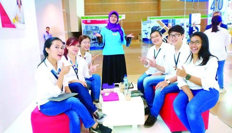 9.Team Ajidharma Corporindo Berfoto Bersama