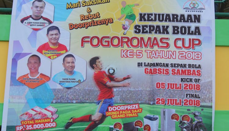 Bupati Sambas Apresiasi Turnamen Sepak Bola Fogoromas Cup ke 5.Foto 3