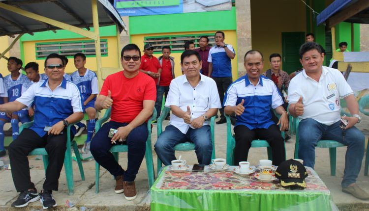 Bupati Sambas Apresiasi Turnamen Sepak Bola Fogoromas Cup ke 5.Foto 6