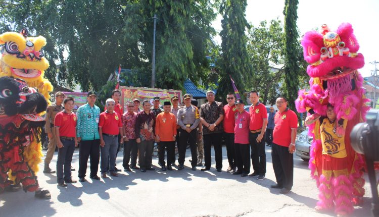 Perayaan HUT Dewa Bumi Raya Pemangkat Berlangsung Spektakuler.Foto 1