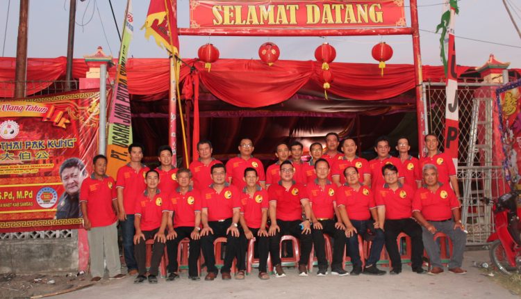 Perayaan HUT Dewa Bumi Raya Pemangkat Berlangsung Spektakuler.Foto 10