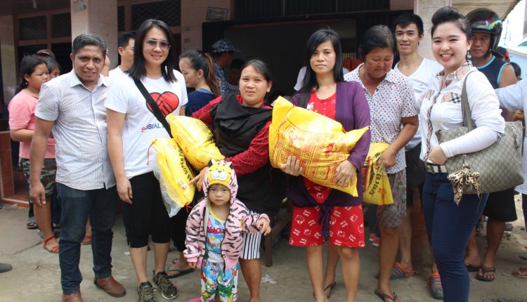 Baksos Peduli Kasih Sosial Sehati Bagikan 1.500 Paket Beras.Foto 6