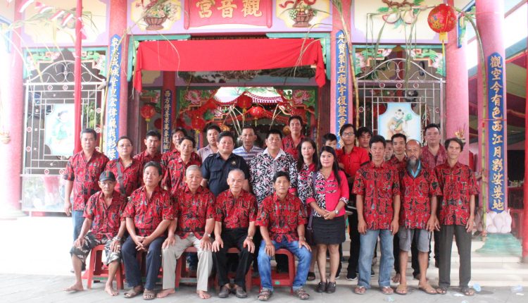 Umat Buddha Salatiga Memperingati Dewi Kwan Im Mencapai Penerangan Agung.Foto 8