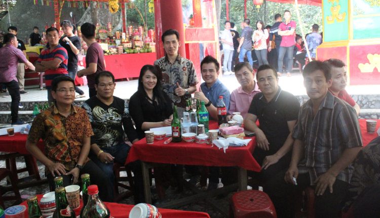 Membangun Kebersamaan dan Kerukunan Antar Umat Beragama Melalui HUT Sam Bong Chian Soi.Foto 5