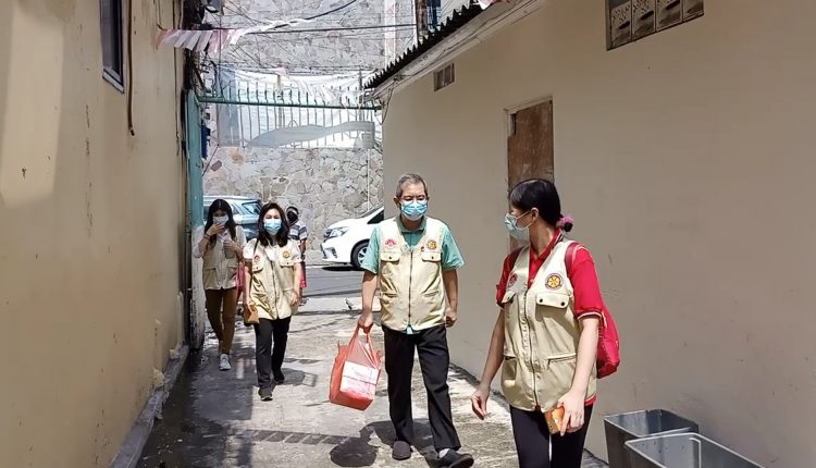 Bp.Usman Effendy dan Tim menuju Kantor Yayasan Maitri Sukha dan Yayasan Buddha Guna